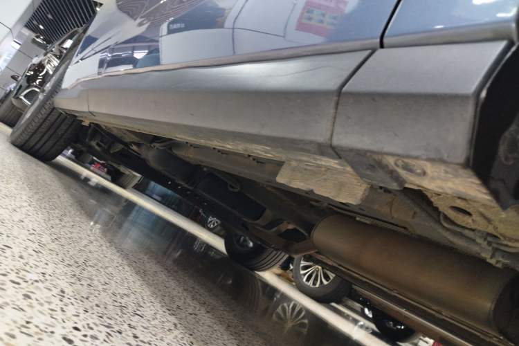 Used SAIC MAXUS G50 2021 PLUS 1.5T Automatic Cruise Version Right Side Sill