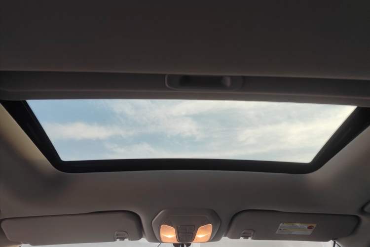 Used SAIC MAXUS G50 2021 1.5T Automatic Comfort Touring B Headliner