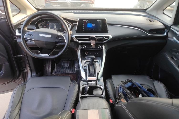 Used SAIC MAXUS G50 2021 1.5T Automatic Comfort Touring B Interior 2
