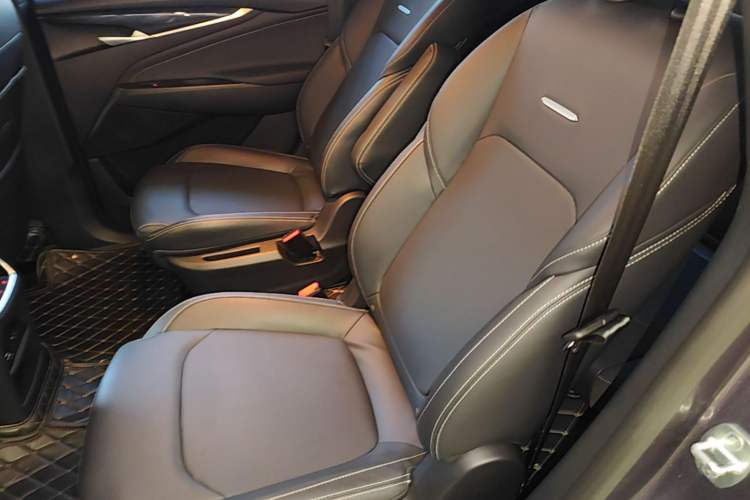 Used SAIC MAXUS G50 2021 1.5T Automatic Comfort Touring B Left Rear Seat