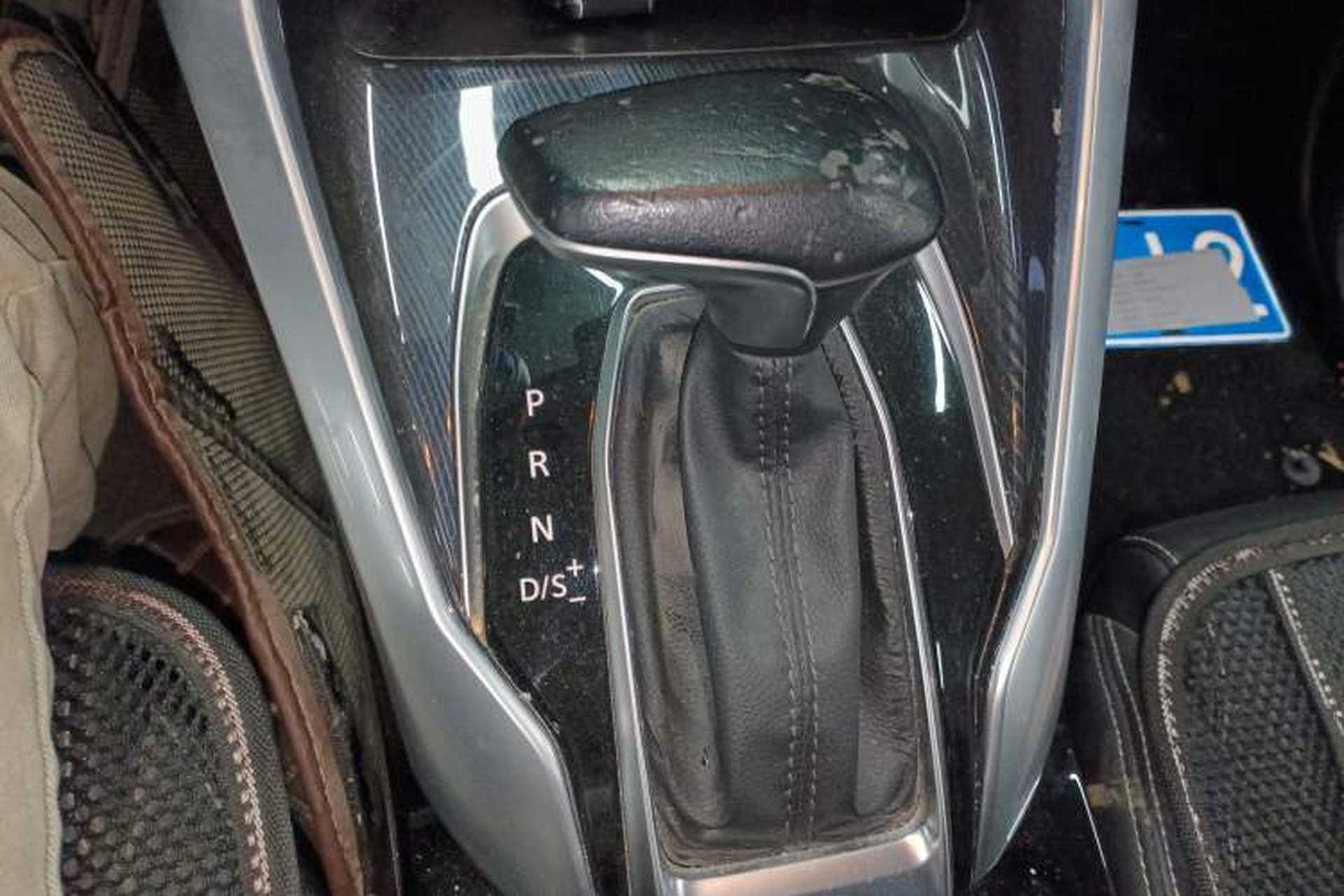 Used SAIC MAXUS G50 2021 1.5T Automatic Comfort Touring B Gear Lever