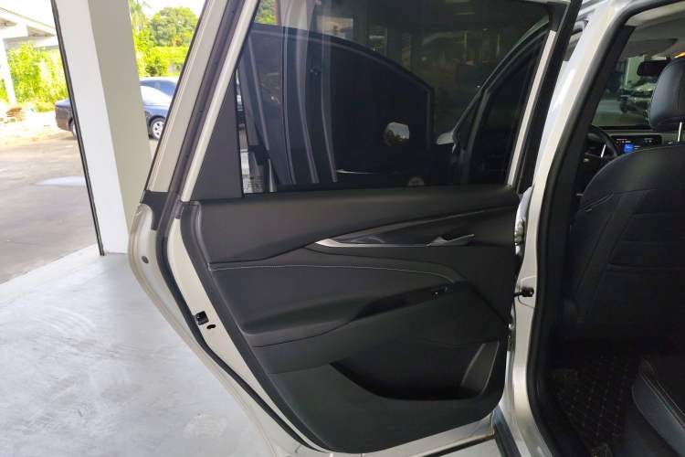 Used SAIC MAXUS G50 2021 1.5T Automatic Comfort Touring B Left Rear Door Interior