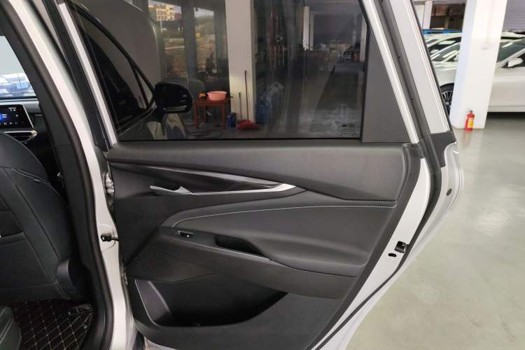 Used SAIC MAXUS G50 2021 1.5T Automatic Comfort Touring B Right Rear Door Interior