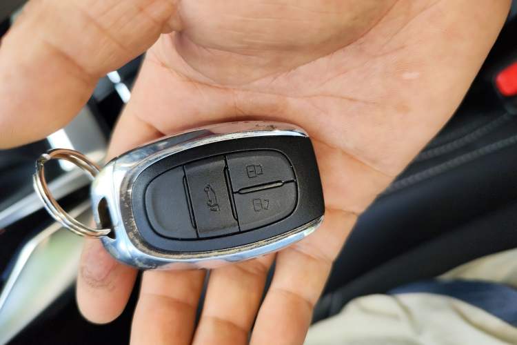Used SAIC MAXUS G50 2021 1.5T Automatic Comfort Touring B Vehicle Key