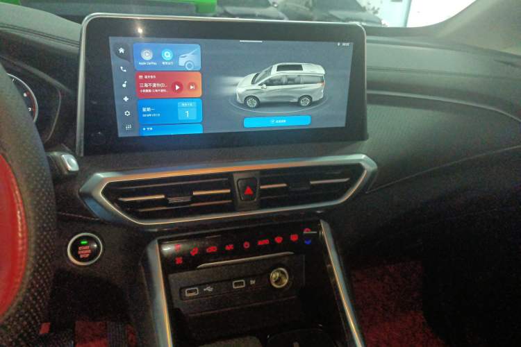 Used SAIC MAXUS G50 2021 PLUS 1.5T Automatic Navigation Version Audio And AC Panel