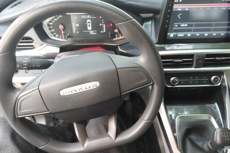 Used SAIC MAXUS G50 2021 1.5T Manual Comfort A Center Console