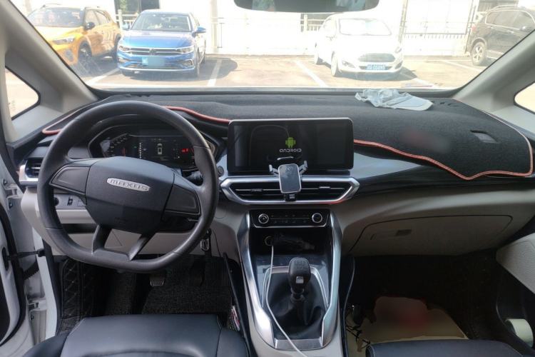 Used SAIC MAXUS G50 2021 1.5T Manual Comfort A Center Console
