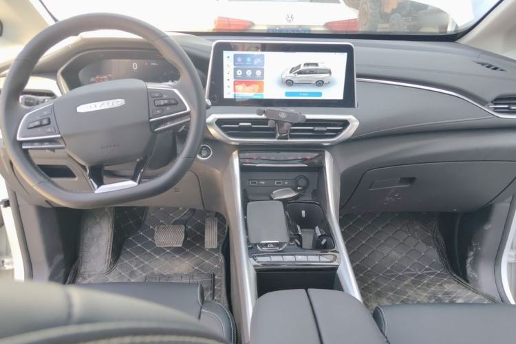 Used SAIC MAXUS G50 2021 PLUS 1.5T Automatic Cruise Version Center Console