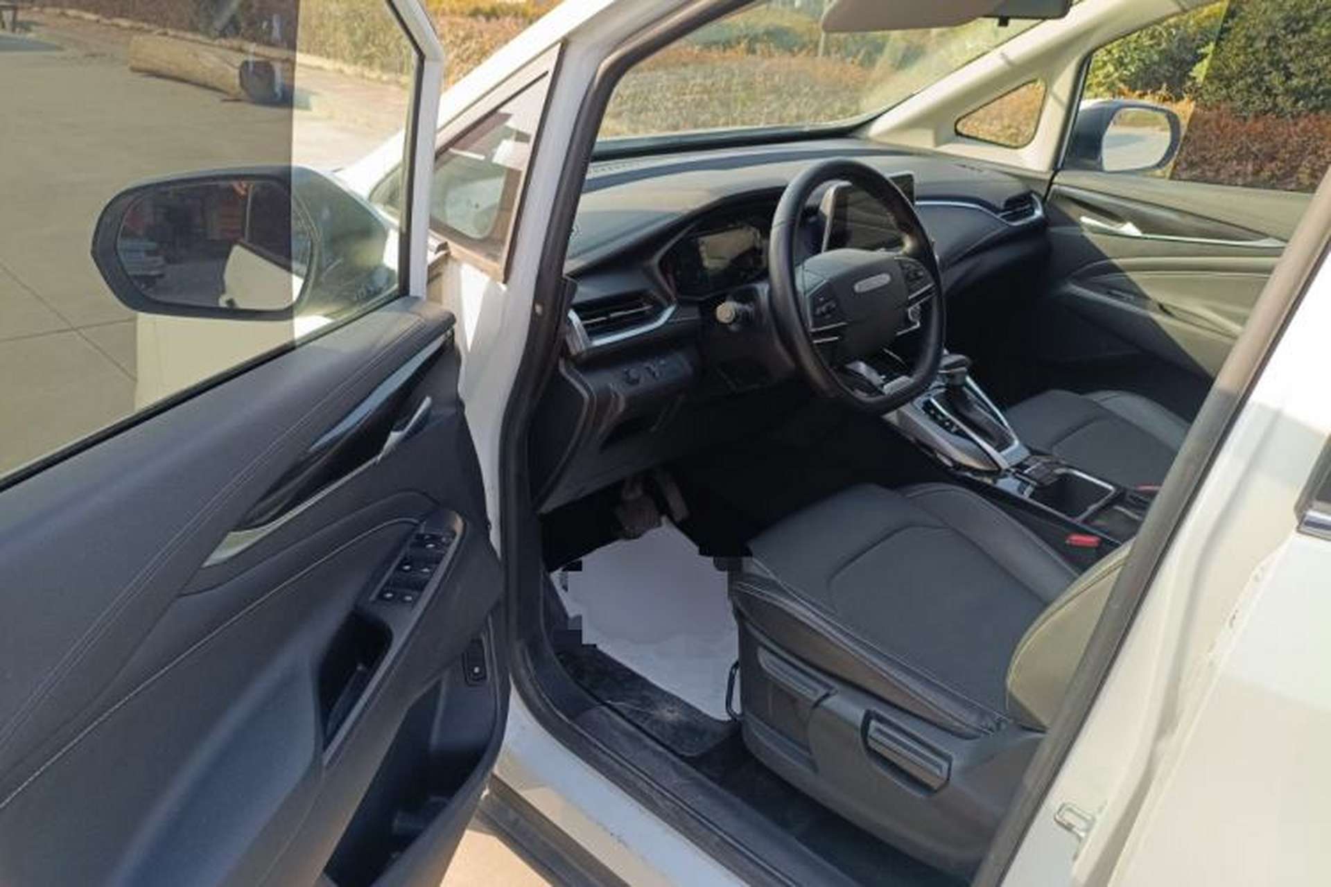 Used SAIC MAXUS G50 2021 1.5T Automatic Comfort Touring B Driver Seat