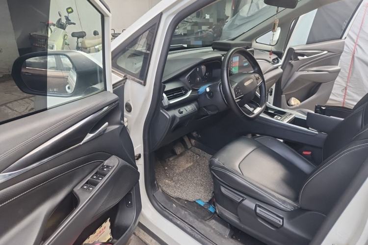 Used SAIC MAXUS G50 2021 PLUS 1.5T Automatic Cruise Version Driver Seat