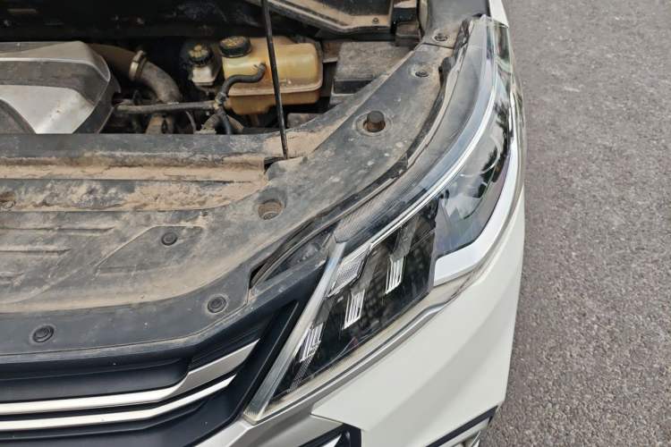 Used SAIC MAXUS G50 2021 1.5T Manual Comfort A Engine Bay Left