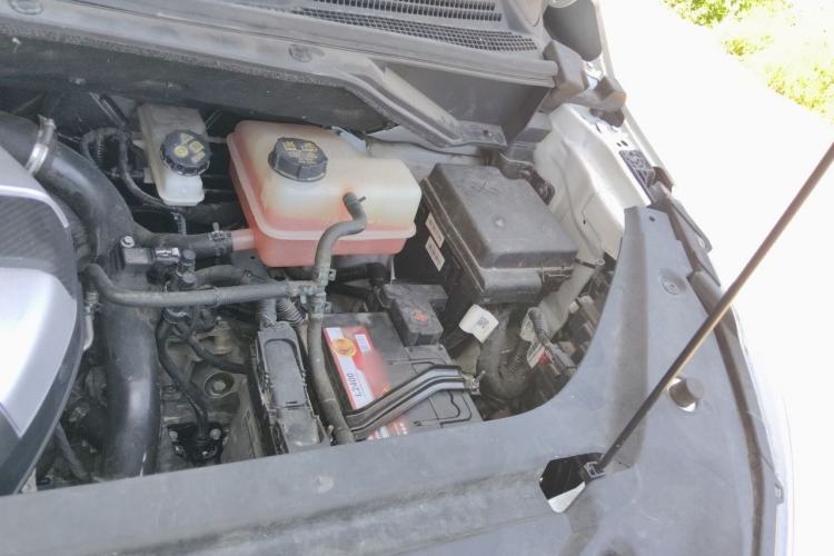 Used SAIC MAXUS G50 2021 PLUS 1.5T Automatic Cruise Version Engine Bay Left