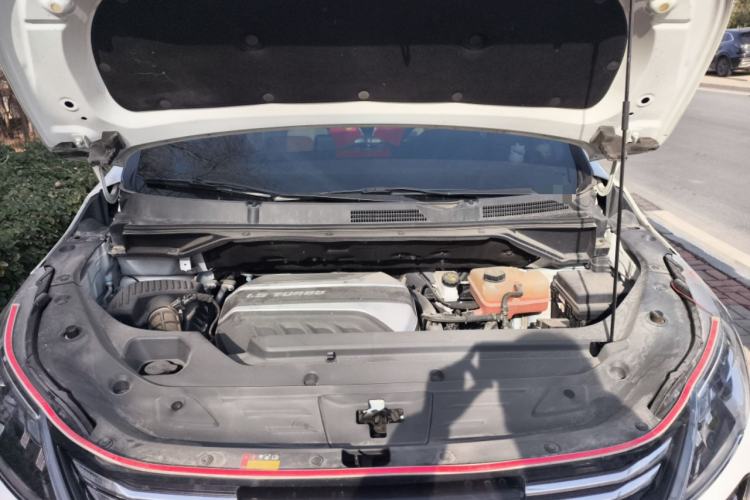 Used SAIC MAXUS G50 2021 PLUS 1.5T Automatic Escort Edition Engine Bay