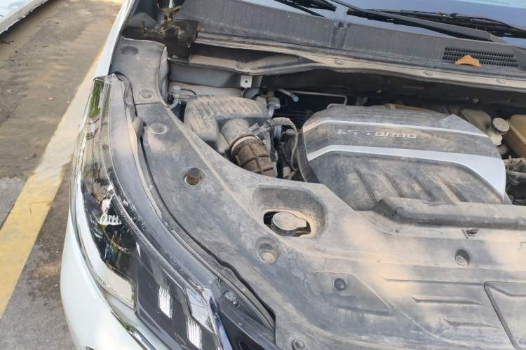 Used SAIC MAXUS G50 2021 PLUS 1.5T Automatic Cruise Version Engine Bay Right