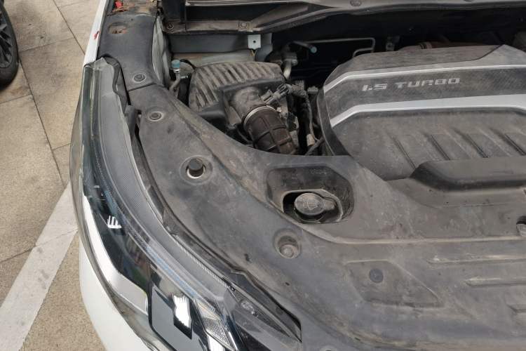 Used SAIC MAXUS G50 2021 PLUS 1.5T Automatic Cruise Version Engine Bay Right