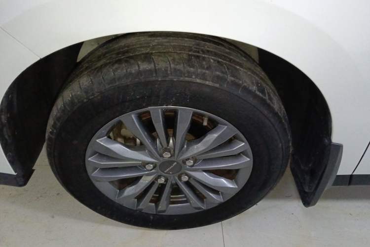 Used SAIC MAXUS G50 2021 1.5T Manual Touring B Exterior 4