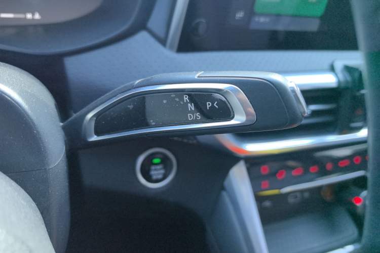Used SAIC MAXUS G50 2021 PLUS 1.5T Automatic Cruise Version Gear Lever