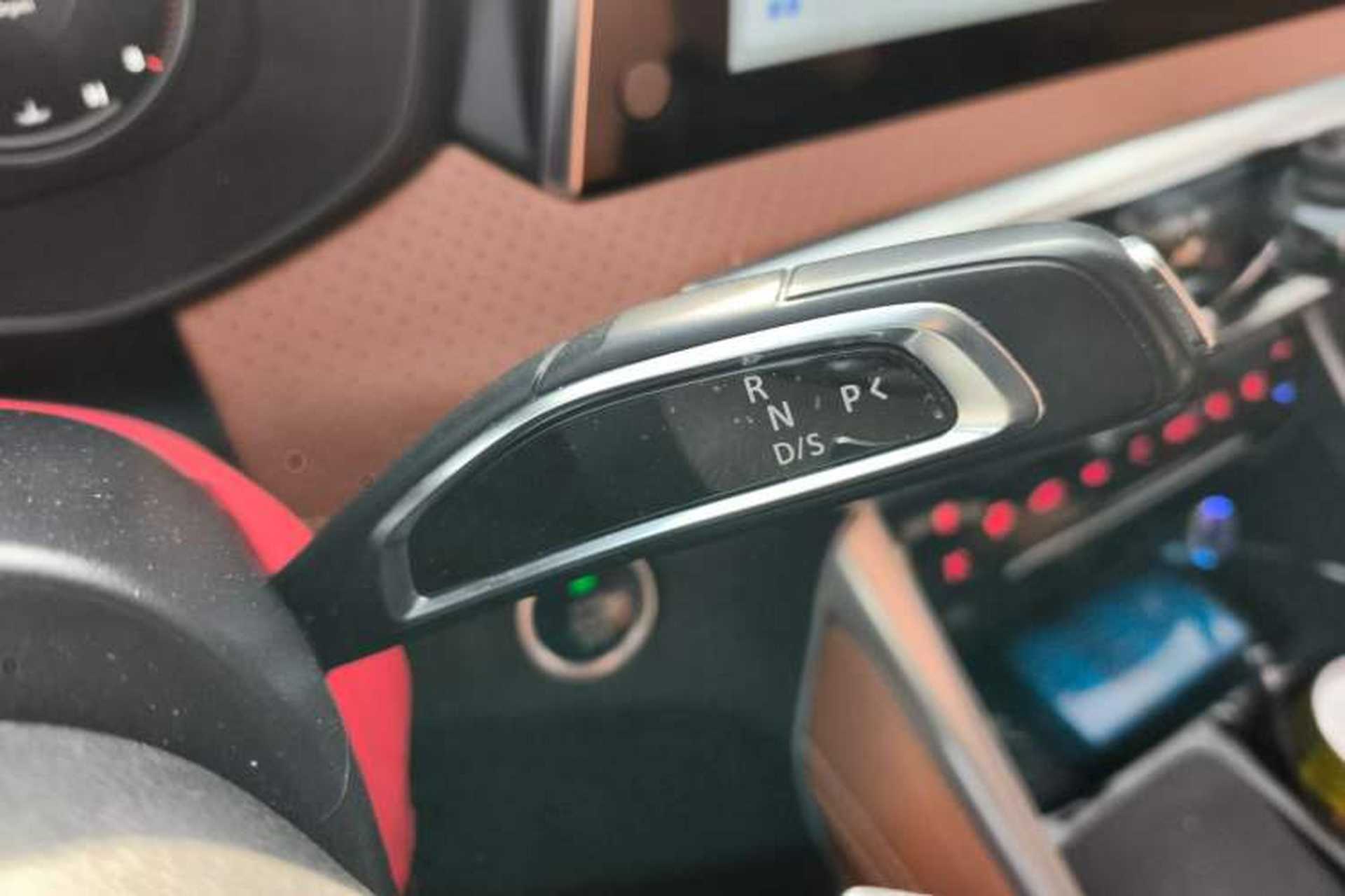 Used SAIC MAXUS G50 2021 PLUS 1.5T Automatic Escort Edition Gear Lever