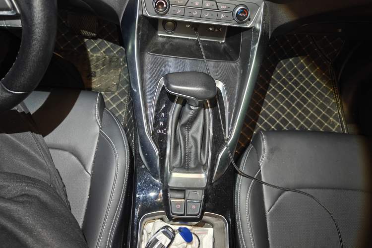Used SAIC MAXUS G50 2021 1.5T Automatic Comfort Touring B Gear Lever