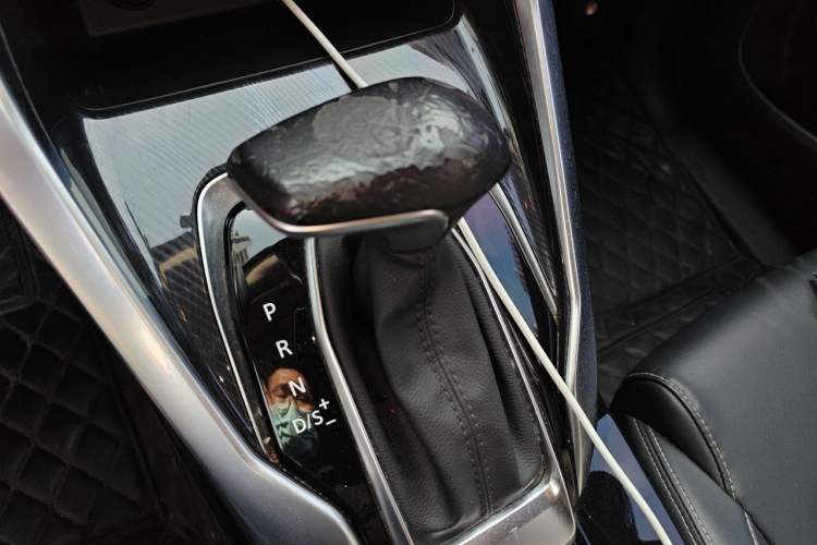 Used SAIC MAXUS G50 2021 1.5T Automatic Comfort Touring B Gear Lever
