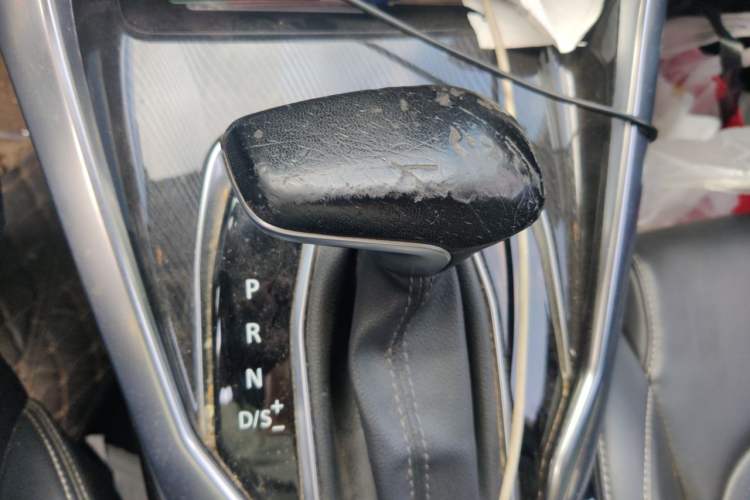 Used SAIC MAXUS G50 2021 PLUS 1.5T Automatic Smart Enjoyment Base Model Gear Lever