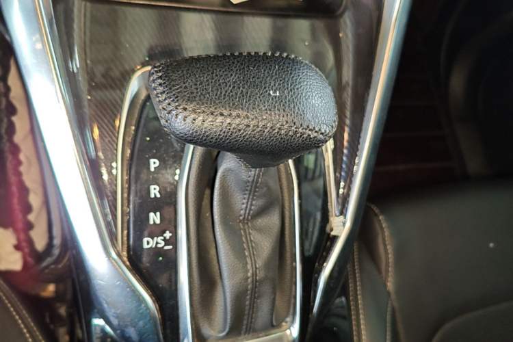 Used SAIC MAXUS G50 2021 1.5T Automatic Comfort Touring B Gear Lever
