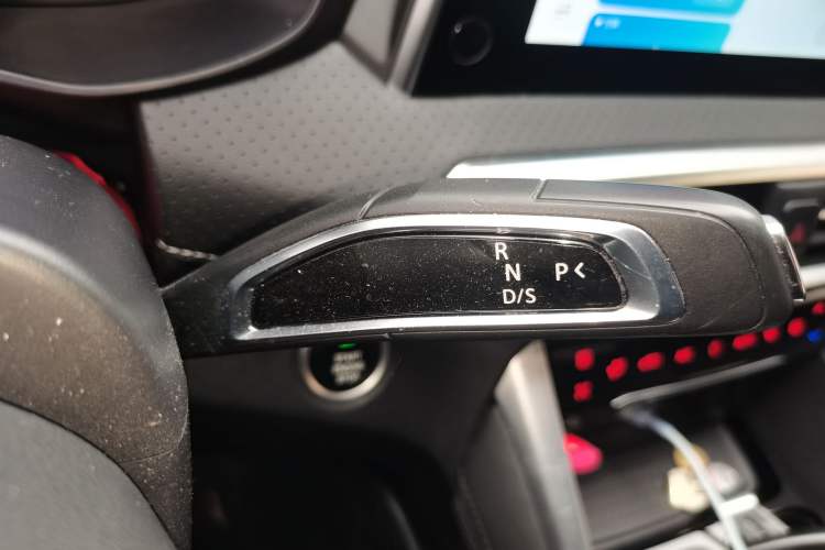 Used SAIC MAXUS G50 2021 PLUS 1.5T Automatic Cruise Version Gear Lever