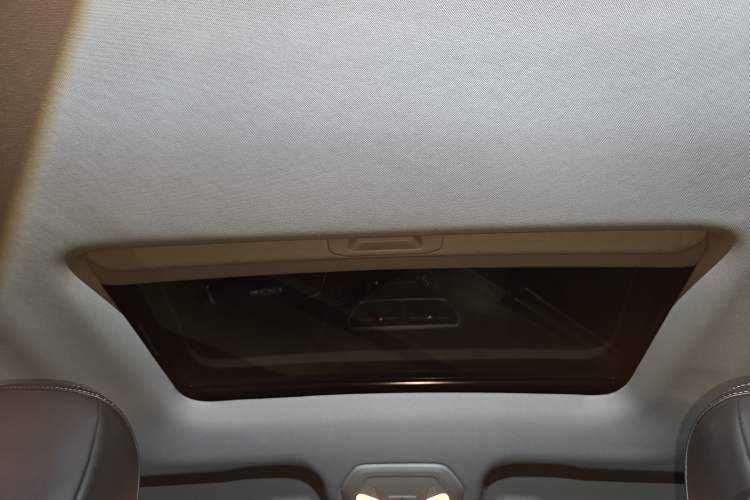 Used SAIC MAXUS G50 2021 1.5T Automatic Comfort Touring B Headliner