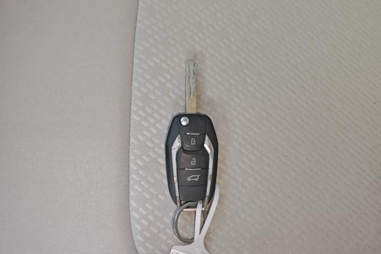 Used SAIC MAXUS G50 2021 1.5T Manual Comfort A Interior 1