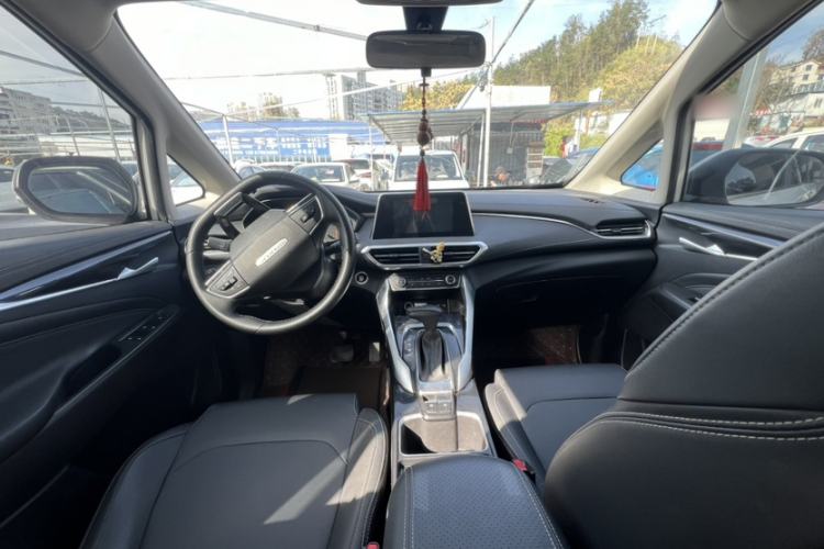 Used SAIC MAXUS G50 2021 1.5T Automatic Comfort Touring B Interior 1