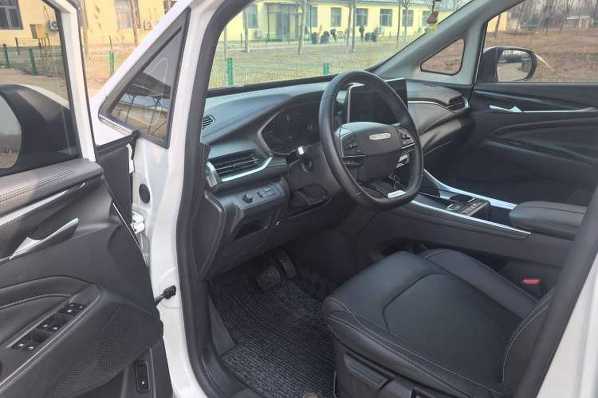 Used SAIC MAXUS G50 2021 PLUS 1.5T Automatic Cruise Version Interior 2