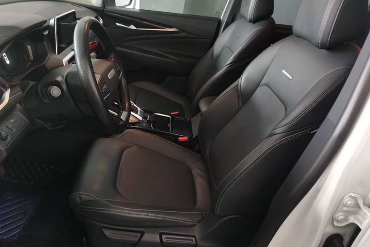 Used SAIC MAXUS G50 2021 1.5T Automatic Comfort Touring B Interior 2
