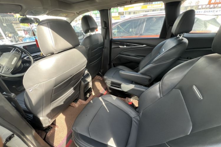Used SAIC MAXUS G50 2021 1.5T Automatic Comfort Touring B Interior 3