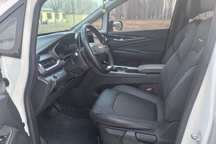 Used SAIC MAXUS G50 2021 PLUS 1.5T Automatic Cruise Version Left Front Seat