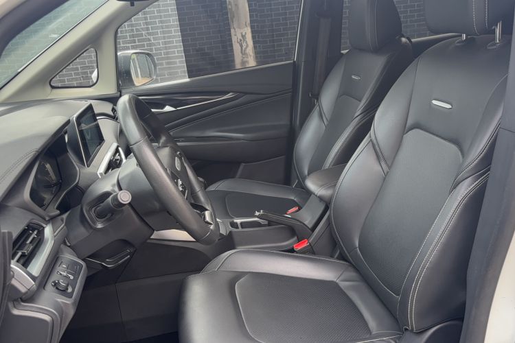 Used SAIC MAXUS G50 2021 1.5T Manual Touring B Left Front Seat