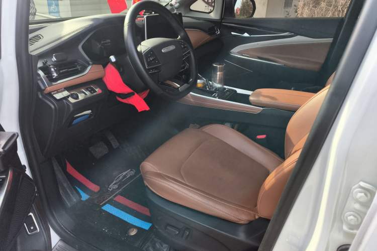 Used SAIC MAXUS G50 2021 PLUS 1.5T Automatic Escort Edition Left Front Seat