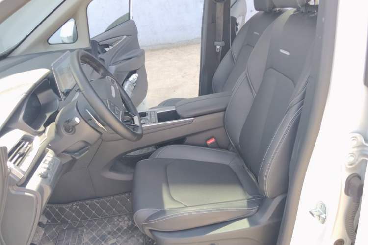 Used SAIC MAXUS G50 2021 PLUS 1.5T Automatic Cruise Version Left Front Seat