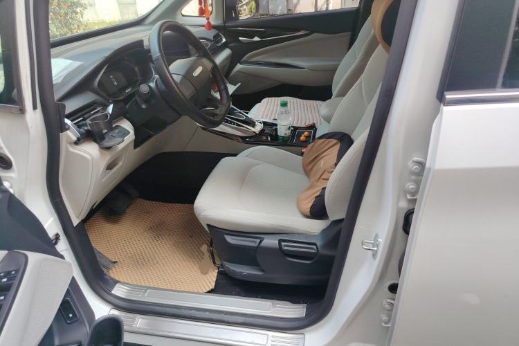 Used SAIC MAXUS G50 2021 1.5T Automatic Chanyou A Left Front Seat