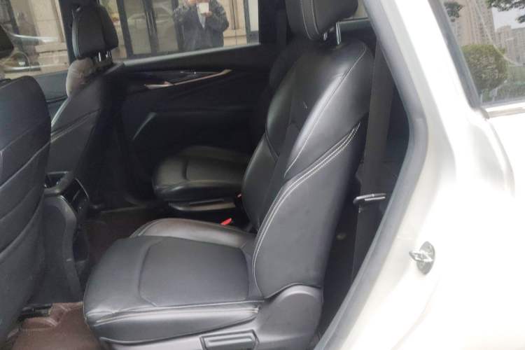 Used SAIC MAXUS G50 2021 PLUS 1.5T Automatic Navigation Version Left Rear Seat