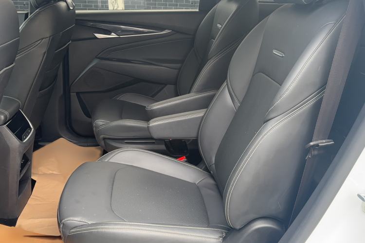 Used SAIC MAXUS G50 2021 1.5T Manual Touring B Left Rear Seat
