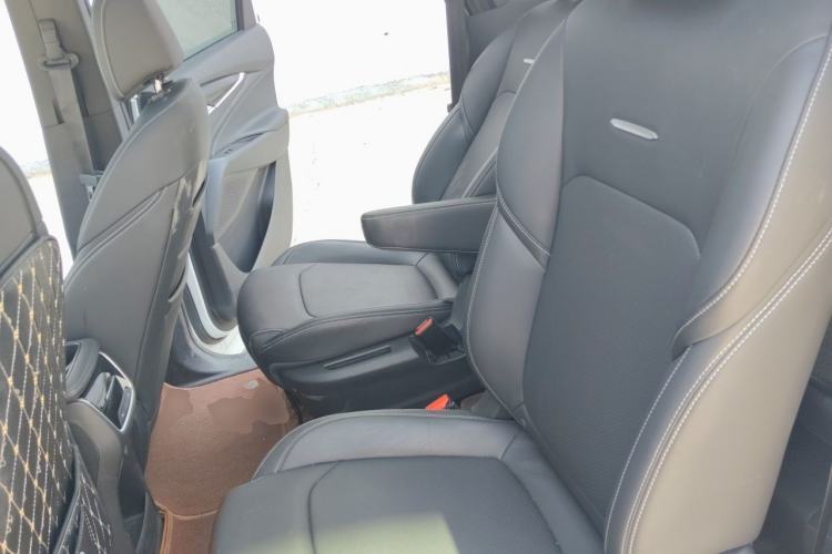 Used SAIC MAXUS G50 2021 PLUS 1.5T Automatic Cruise Version Left Rear Seat