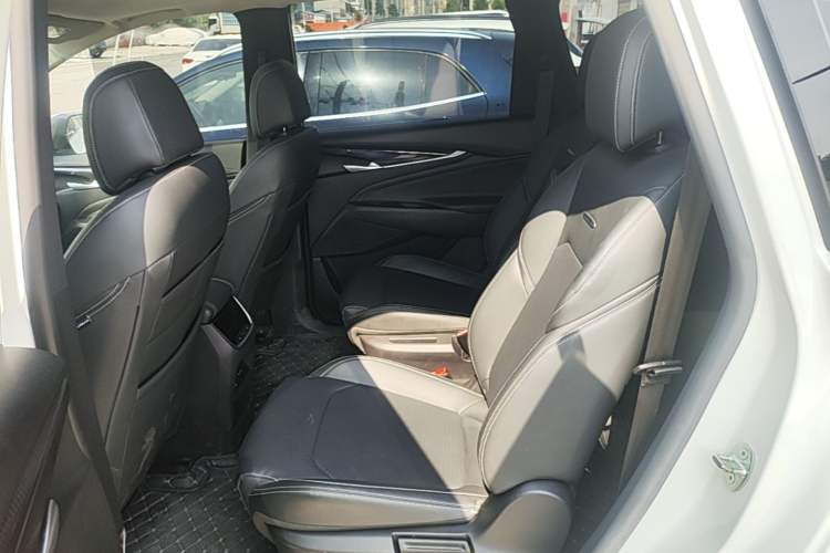 Used SAIC MAXUS G50 2021 1.5T Automatic Comfort Touring B Left Rear Seat