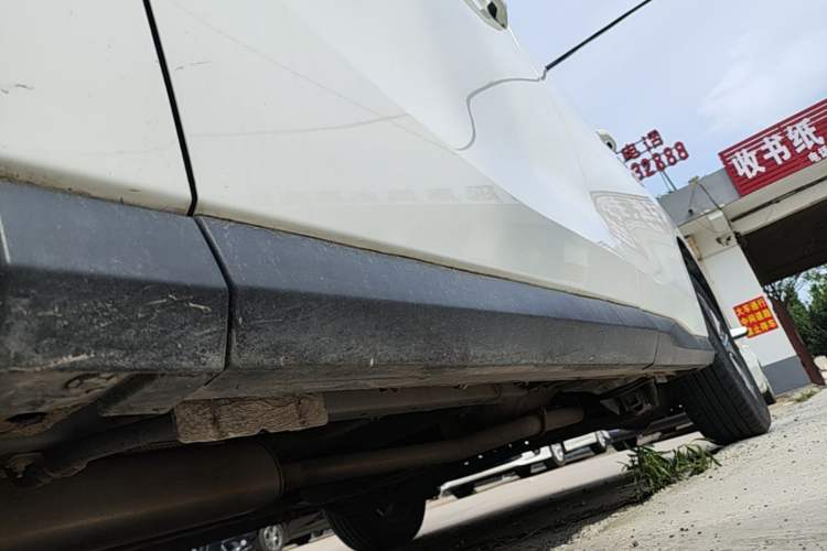 Used SAIC MAXUS G50 2021 1.5T Automatic Comfort Touring B Left Side Sill