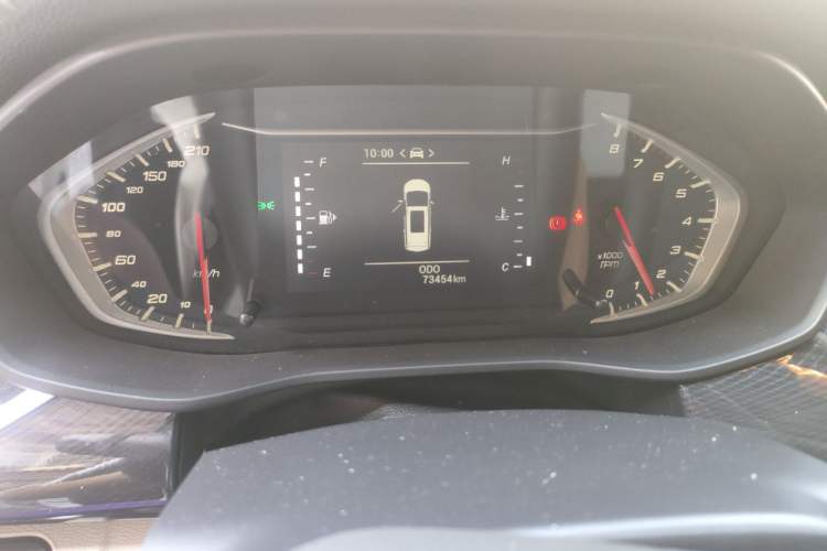Used SAIC MAXUS G50 2021 1.5T Manual Comfort A Odometer Close Up