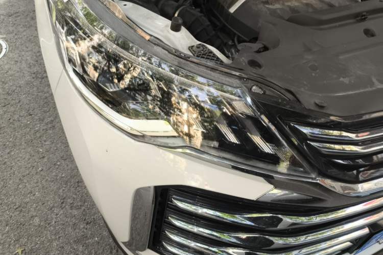 Used SAIC MAXUS G50 2021 PLUS 1.5T Automatic Pilot Edition Right Front Headlight