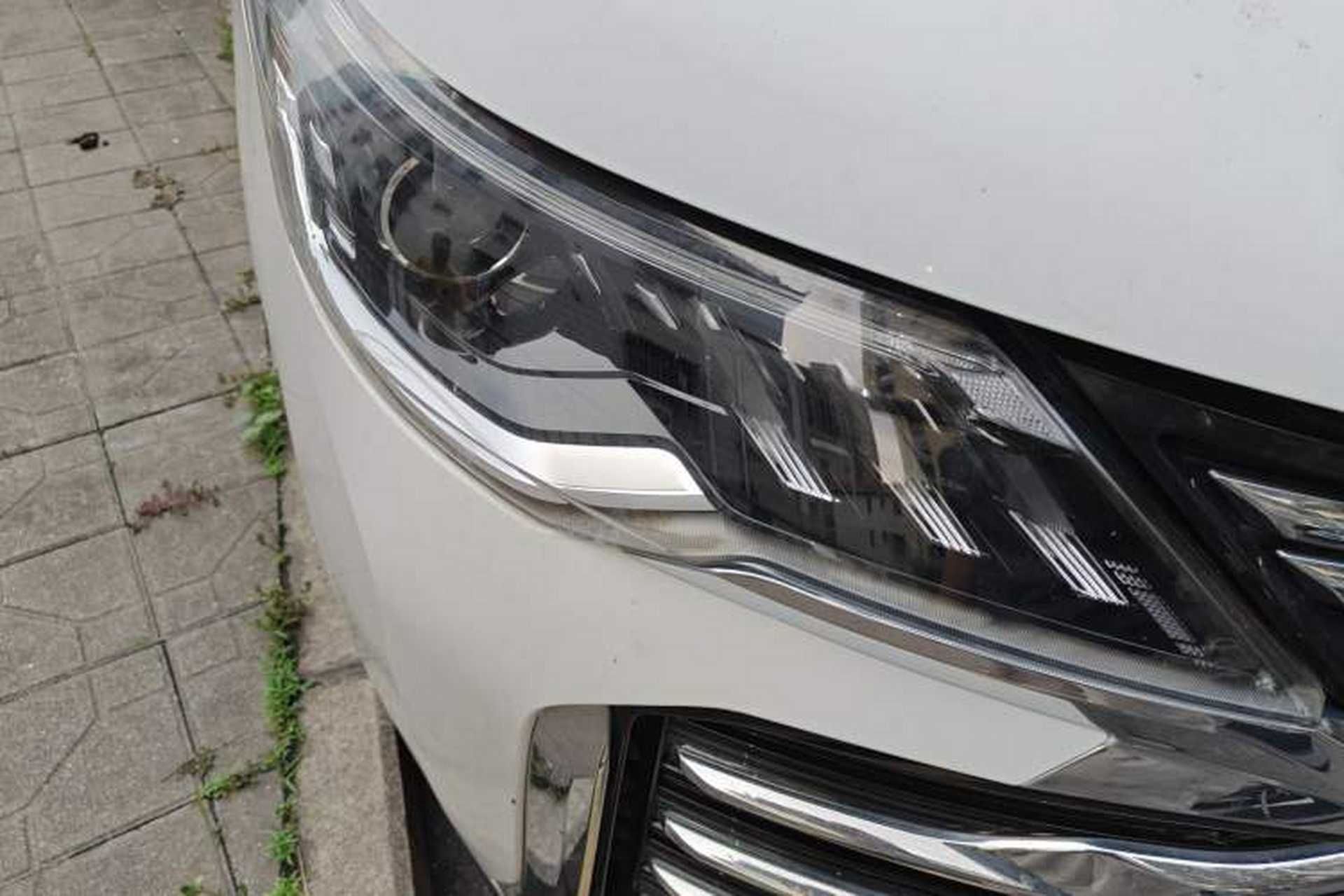Used SAIC MAXUS G50 2021 PLUS 1.5T Automatic Navigation Version Right Front Headlight