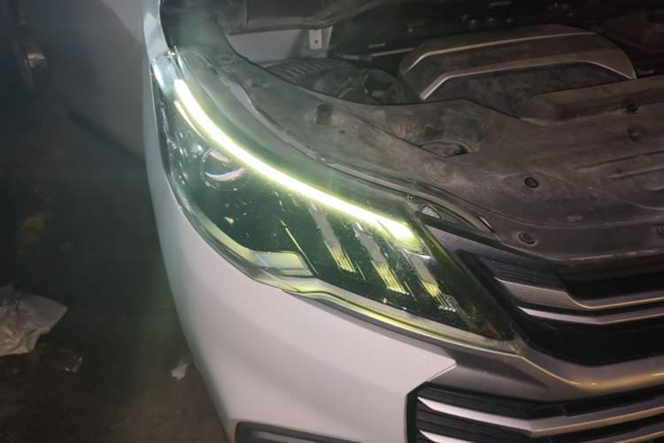 Used SAIC MAXUS G50 2021 1.5T Manual Comfort A Right Front Headlight