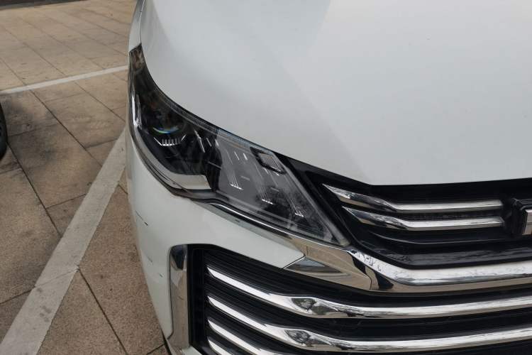 Used SAIC MAXUS G50 2021 PLUS 1.5T Automatic Cruise Version Right Front Headlight