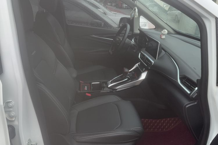 Used SAIC MAXUS G50 2021 1.5T Automatic Comfort Touring B Right Front Seat