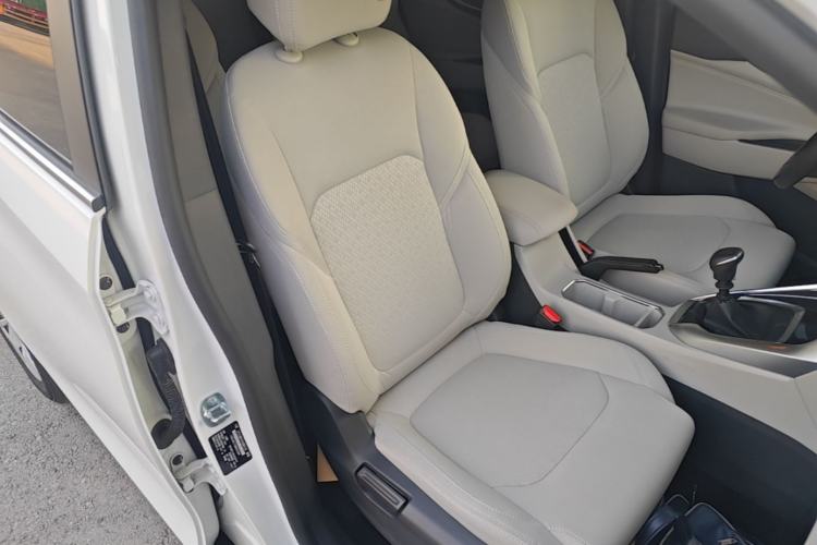 Used SAIC MAXUS G50 2021 1.5T Manual Comfort A Right Front Seat
